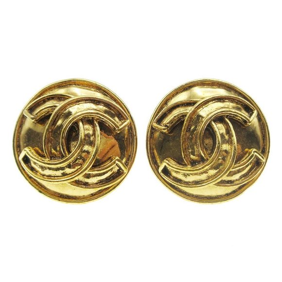 CHANEL CC Logos Button Motif Earrings Gold-plated Clip-On 94P AK35544c - Picture 1 of 4